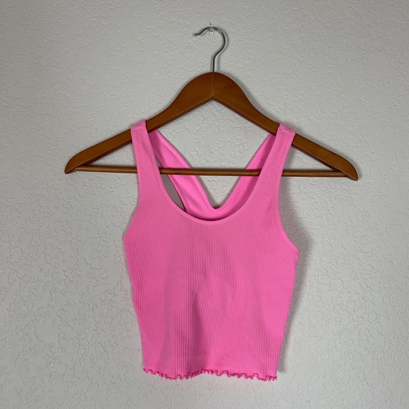 ❌SOLD❌ Spiritual Gangster Amor Crop Tank in Hibiscus - Picture 7 of 9